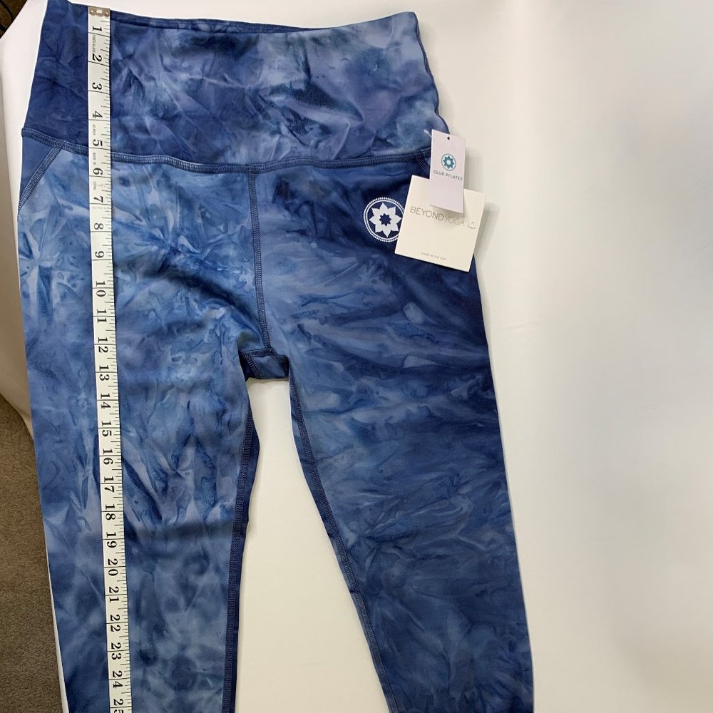 Club Pilates Beyond Yoga Smokeshow XL Legging - NWT